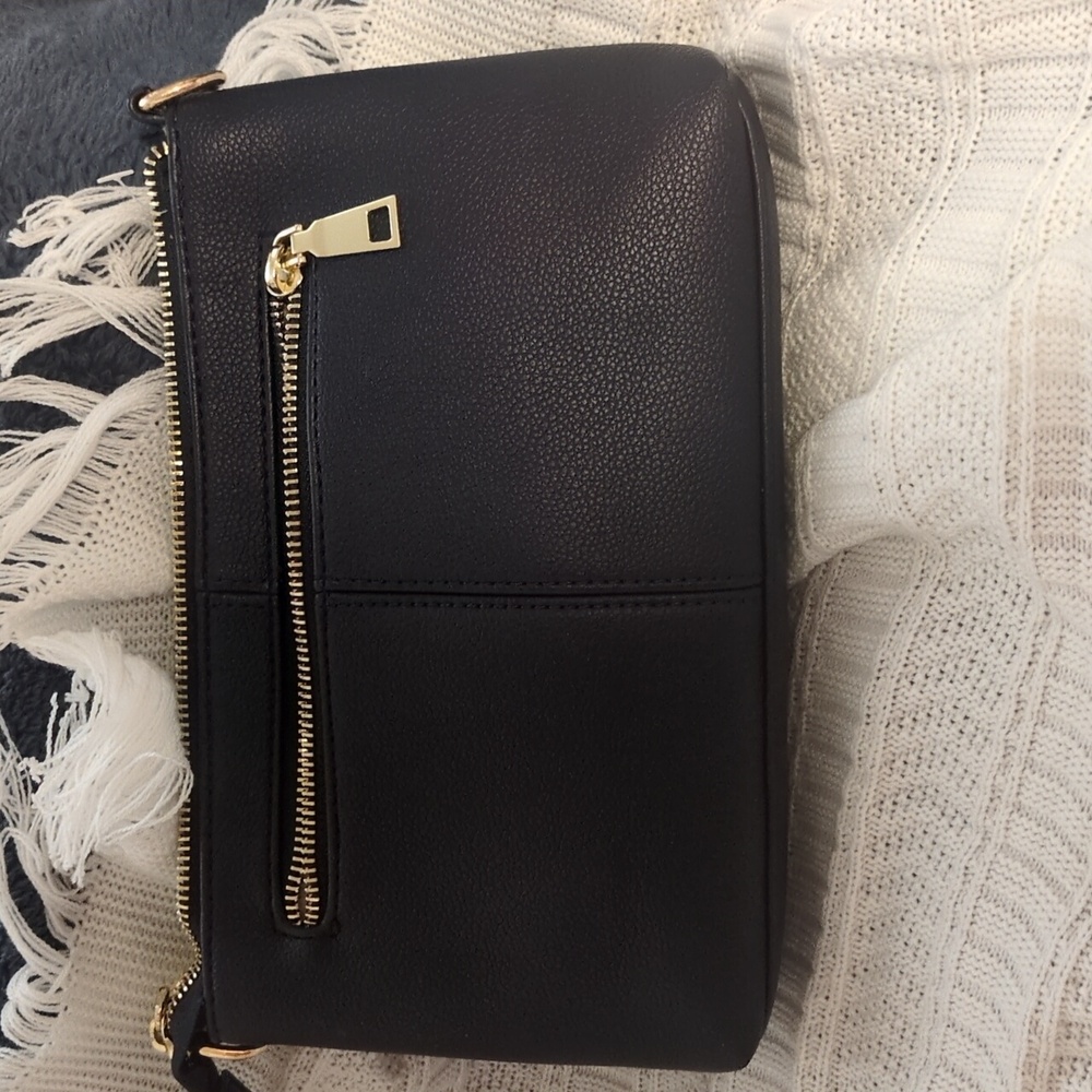 Bostanten Navy Blue Crossbody Bag - Stylish - Functional - Vegan Leather - EUC